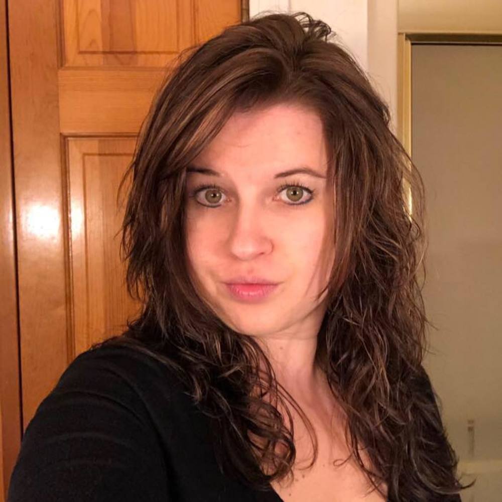 Meet your Posher, Carrie